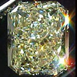 fancy-light-yellow-diamond
