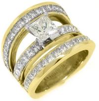 18k Yellow Gold 5.77 Carats Princess Cut Diamond Engagement Ring