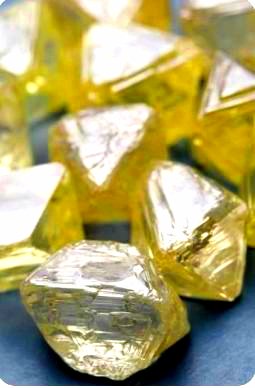 Octahedral Diamond Crystal