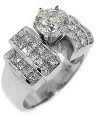 18k White Gold 3.06 Carats Round & Invisible Princess Diamond Engagement Ring