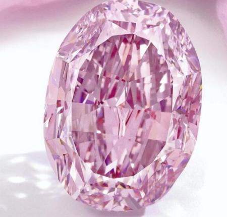The 14.83 ct Fancy Vivid Purple-Pink, IF, Type IIa Spirit of Rose Diamond