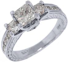 18k White Gold 2.29 Carats Princess Cut Past Present Future 3 Stone Diamond Ring