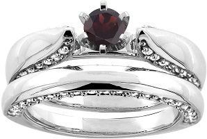 10K White Gold Natural Garnet 2-piece Bridal Ring Set Diamond Accents